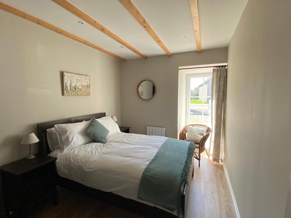Clara, Clement & Nelle - Character Cottages Jugon-les-Lacs ภายนอก รูปภาพ