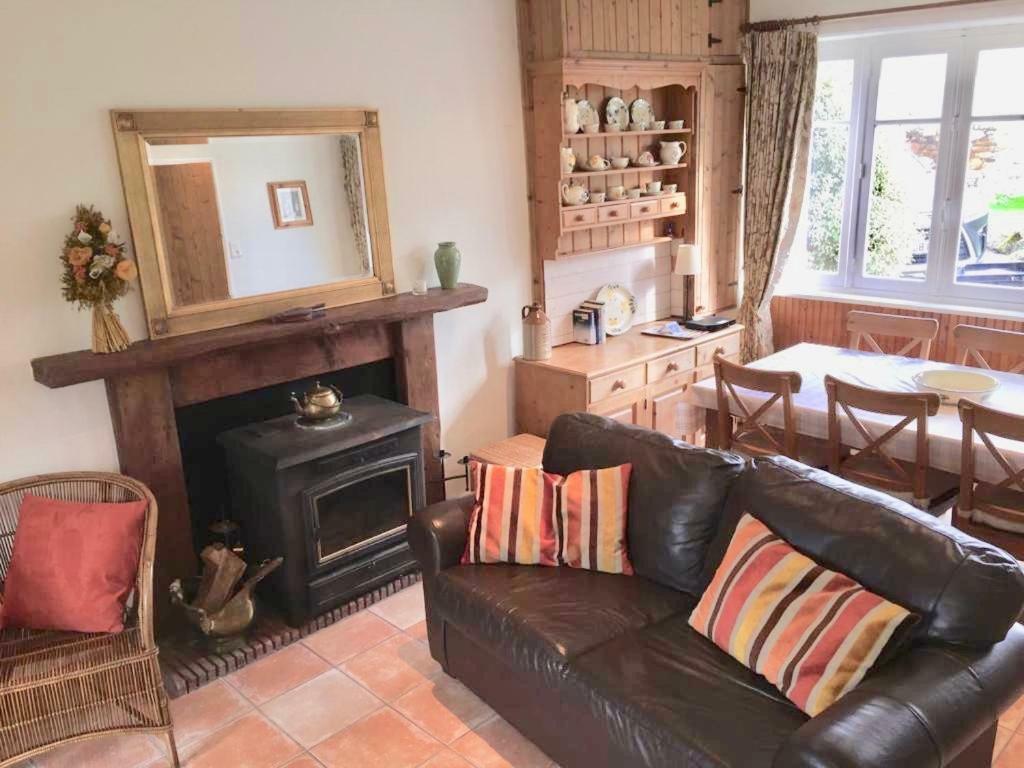 Clara, Clement & Nelle - Character Cottages Jugon-les-Lacs ภายนอก รูปภาพ